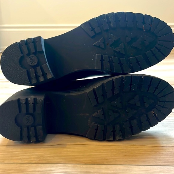 Michael Kors ankle boots, size 7.5 - Picture 4 of 5